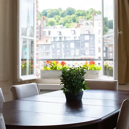 Vieux Bassin * أونفلور