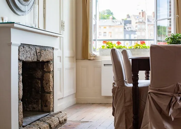 Vieux Bassin Apartment